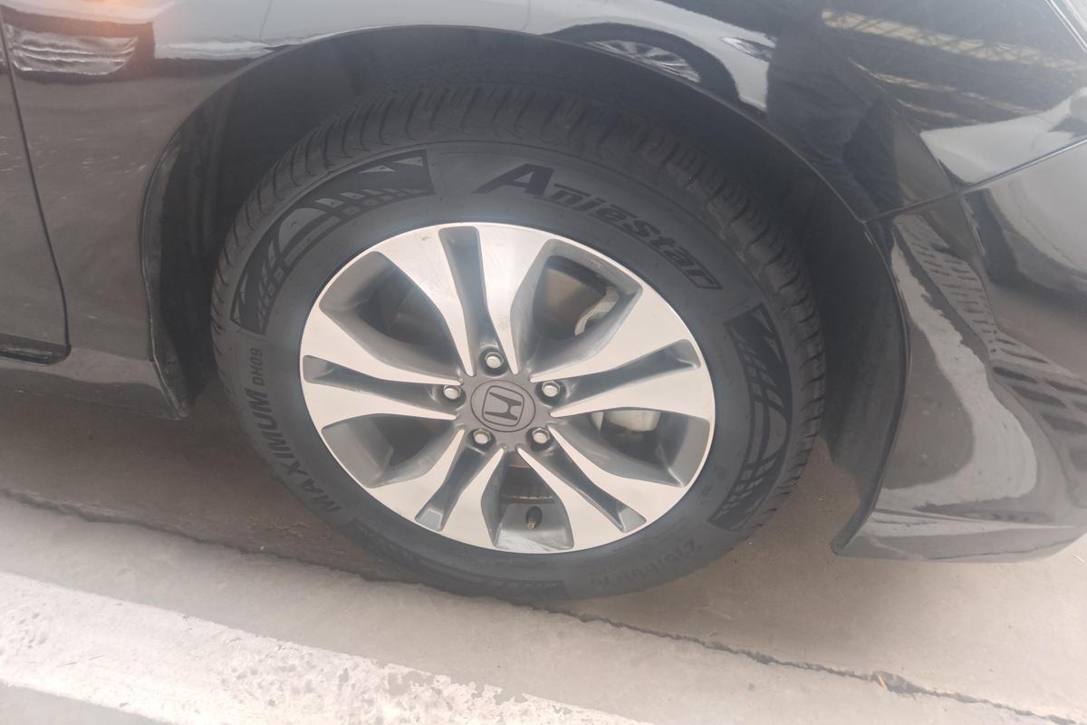 二手雅阁 2015款 2.0L LX 舒适版图片5