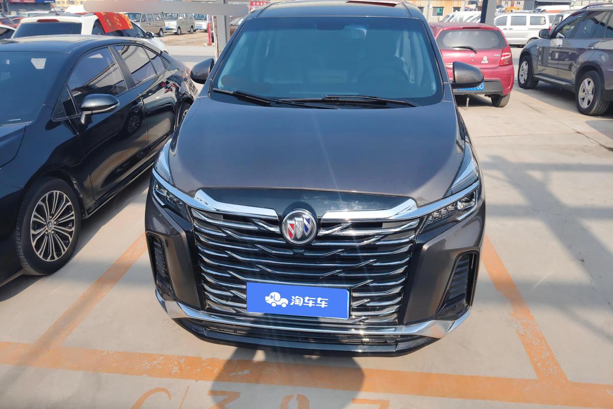 二手别克GL8 2022款 改款 陆上公务舱 2.0T 智享型图片3