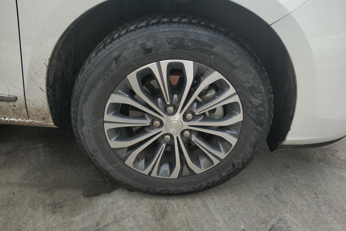 二手别克GL8 2021款 陆上公务舱 652T 舒适型图片5