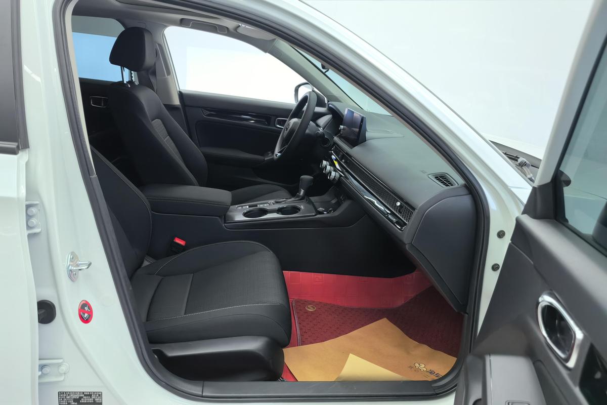 二手思域 2023款 240TURBO CVT劲势版图片6