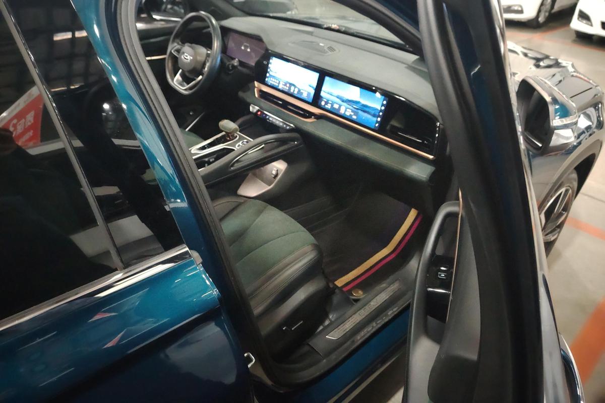 二手星越L 2021款 2.0TD DCT EVO两驱旗舰型图片6