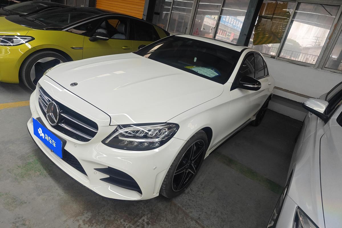 二手奔驰C级 2020款 改款 C 260 运动版图片1