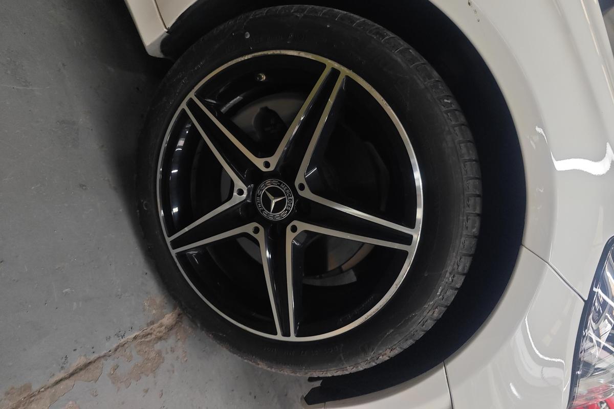 二手奔驰C级 2020款 改款 C 260 运动版图片5