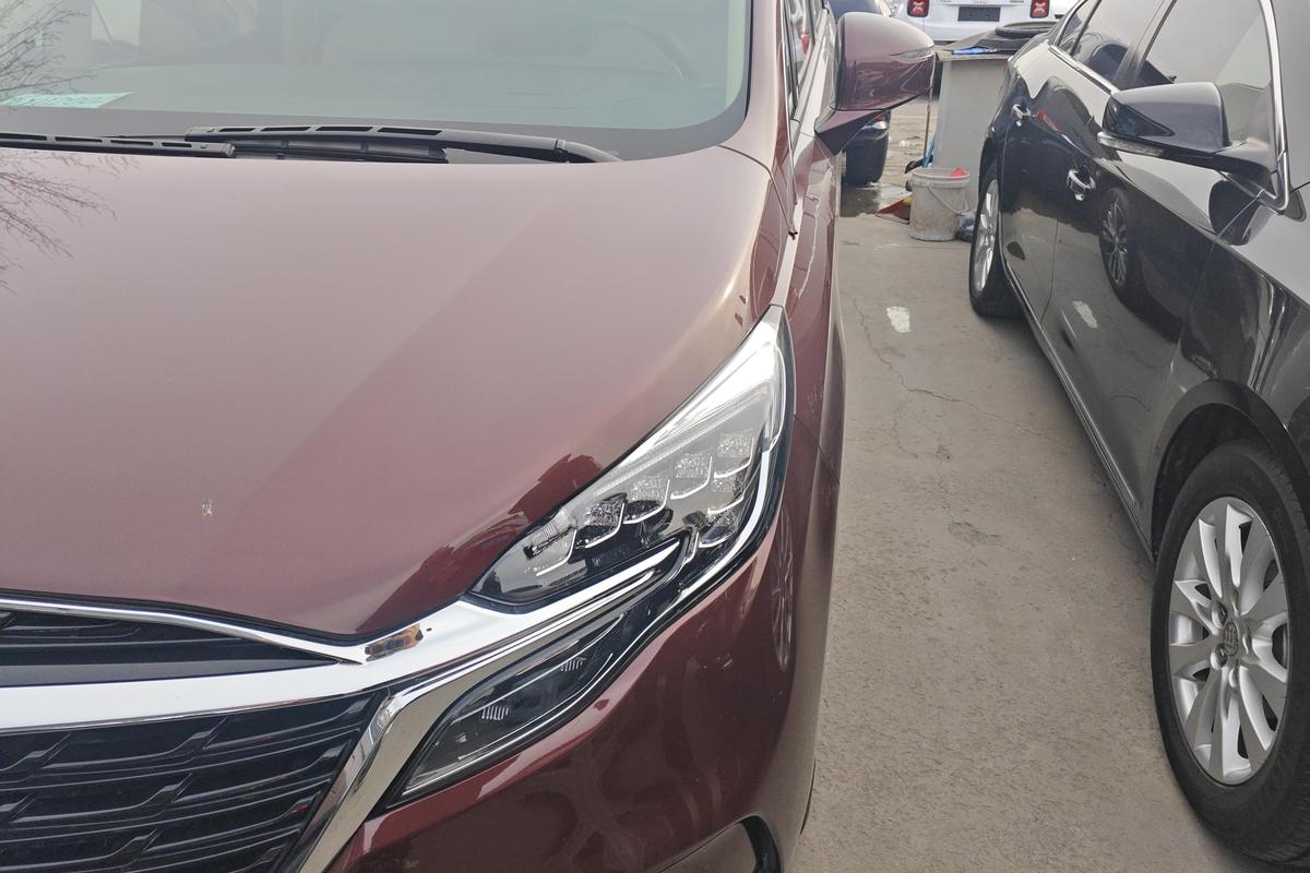 二手别克GL8 2022款 ES陆尊 653T 尊享型图片2