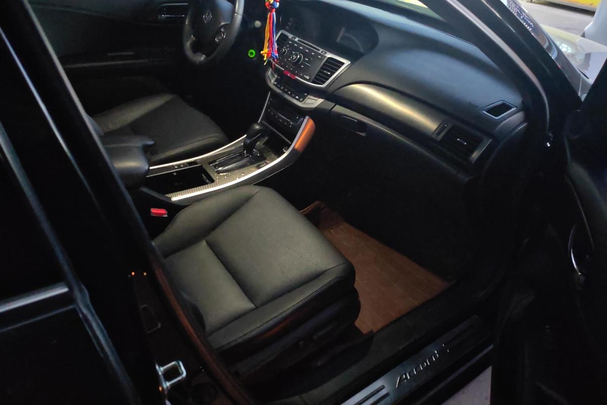 二手雅阁 2014款 2.0L EXN 豪华导航版图片6