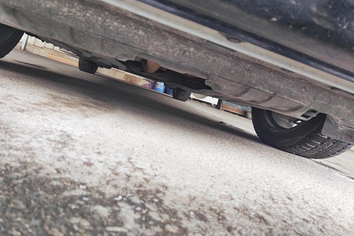 二手艾力绅 2022款 2.0L 混动至尊版图片4