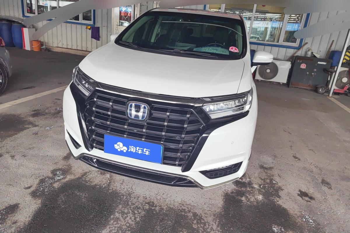 二手艾力绅 2022款 2.0L 混动至尊版图片3