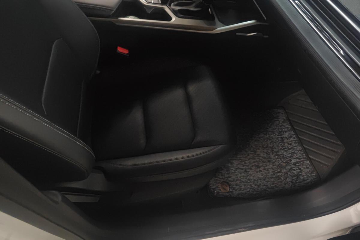 二手帝豪 2023款 第4代 冠军版 1.5L CVT豪华型图片6