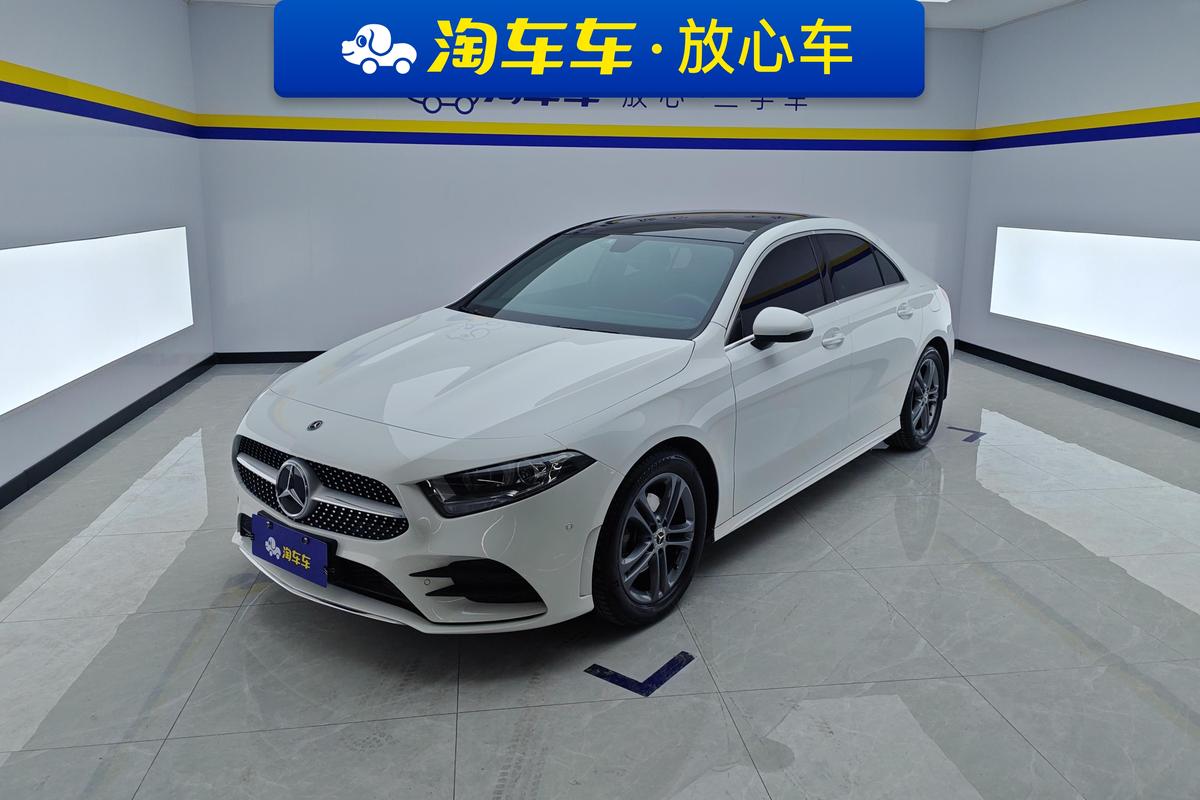 二手奔驰A级 2020款 二次改款 A 180 L 运动轿车图片1