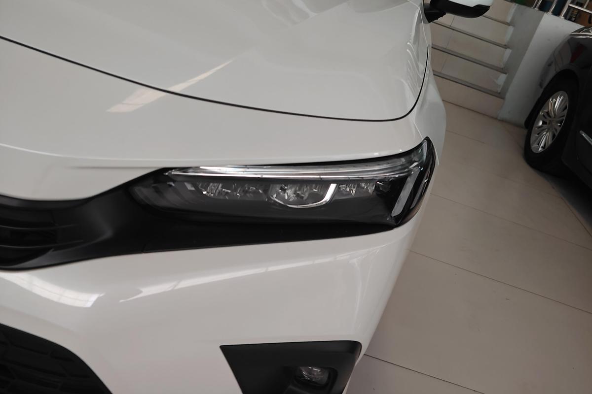 二手思域 2023款 240TURBO CVT劲势版图片2