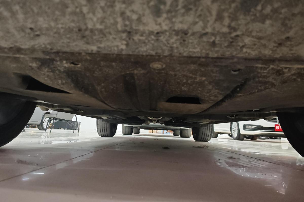 二手星越L 2021款 2.0TD DCT EVO两驱尊贵型图片4