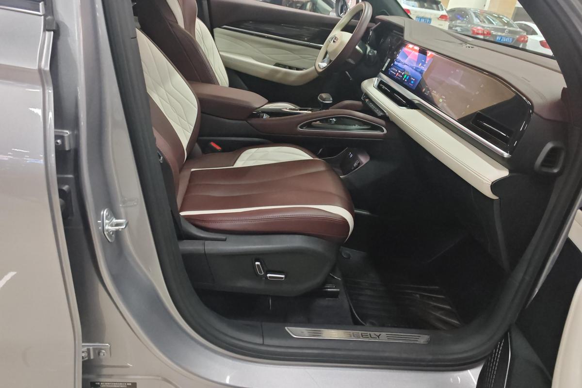 二手星越L 2021款 2.0TD DCT EVO两驱尊贵型图片6