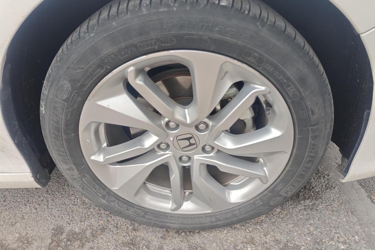 二手雅阁 2018款 260TURBO 精英版 国V图片5