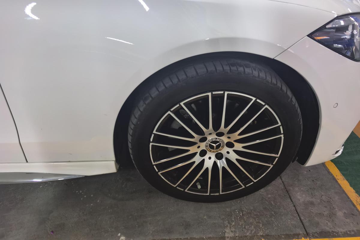 二手奔驰C级 2022款 改款 C 260 L 运动版图片5