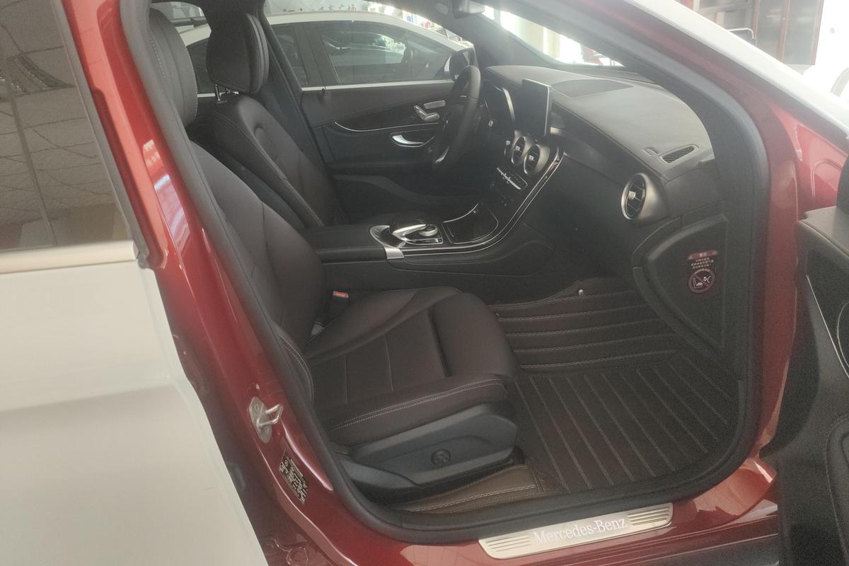 二手奔驰GLC 2019款 GLC 260 L 4MATIC 动感型图片6