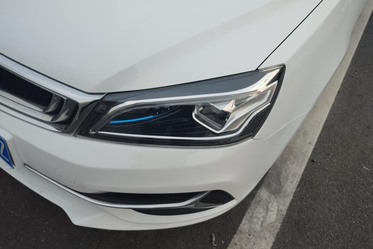 二手帝豪 2019款 领军版 1.5L CVT向上互联型 国VI图片2