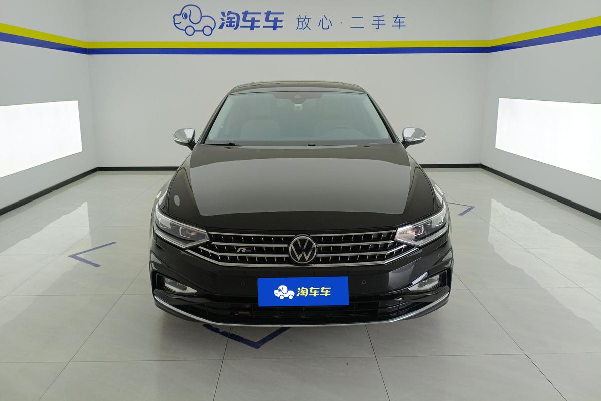 二手迈腾 2023款 200万辆纪念版 330TSI DSG豪华型图片3