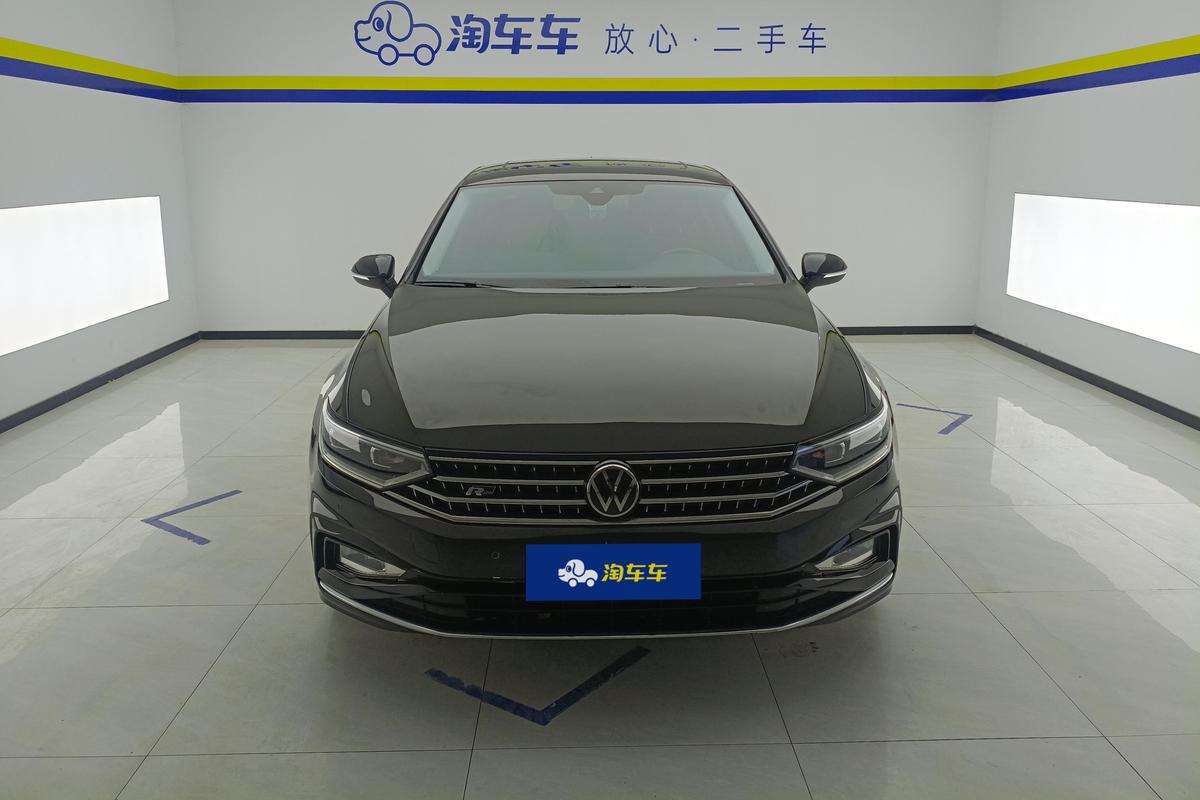 二手迈腾 2024款 200万辆众享款 330TSI DSG豪华型图片3
