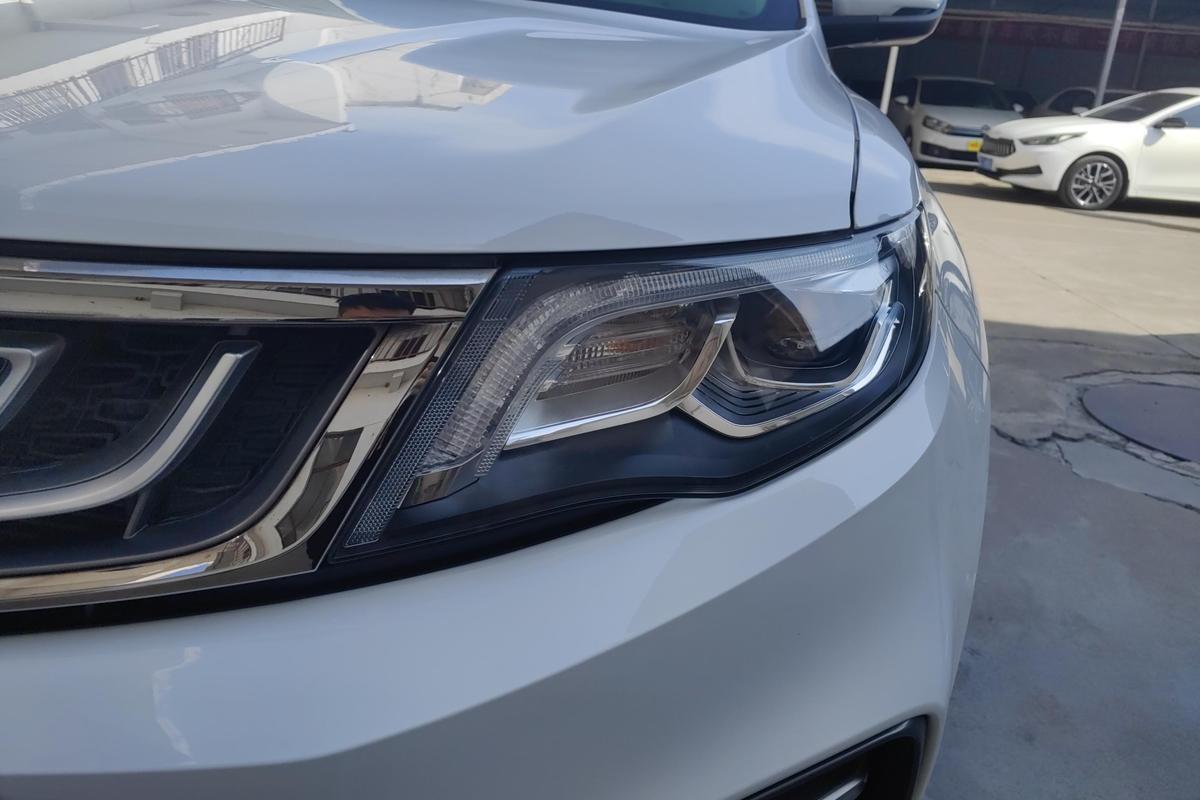 二手博越 2018款 1.8TD 自动两驱智联型4G互联版图片2