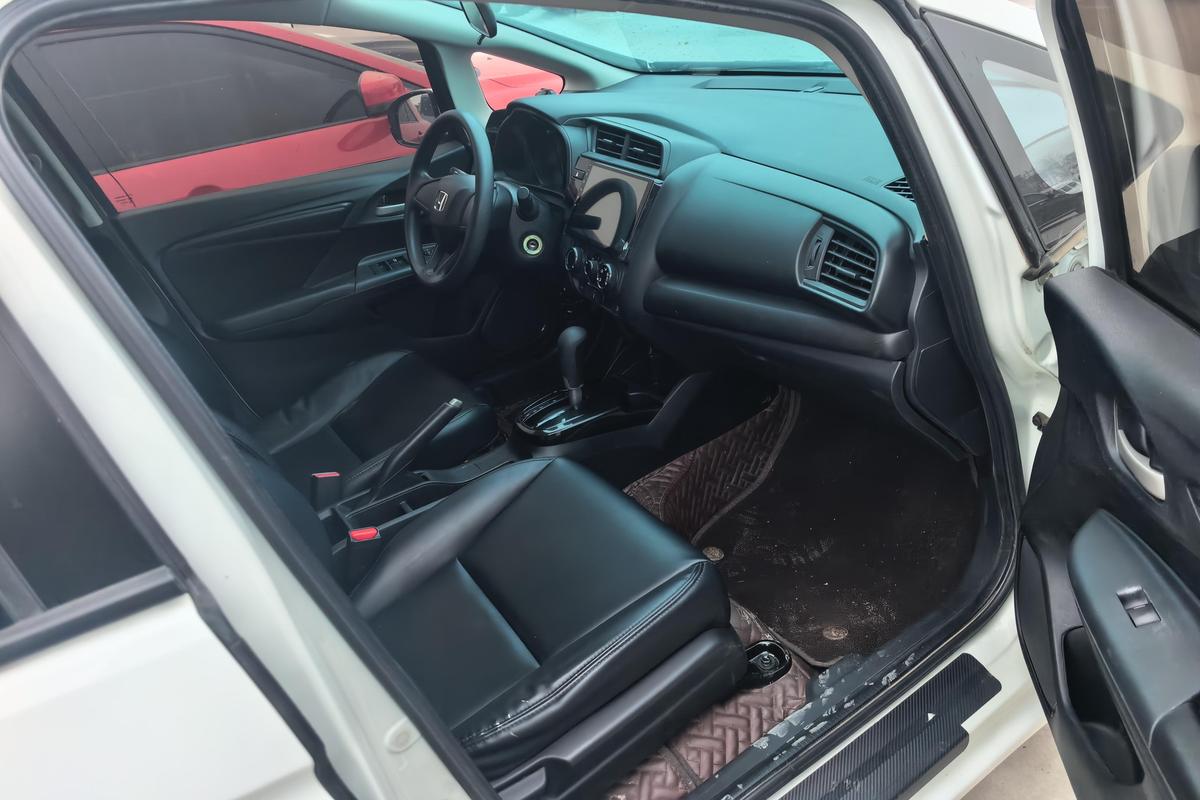 二手飞度 2018款 1.5L CVT舒适版图片6