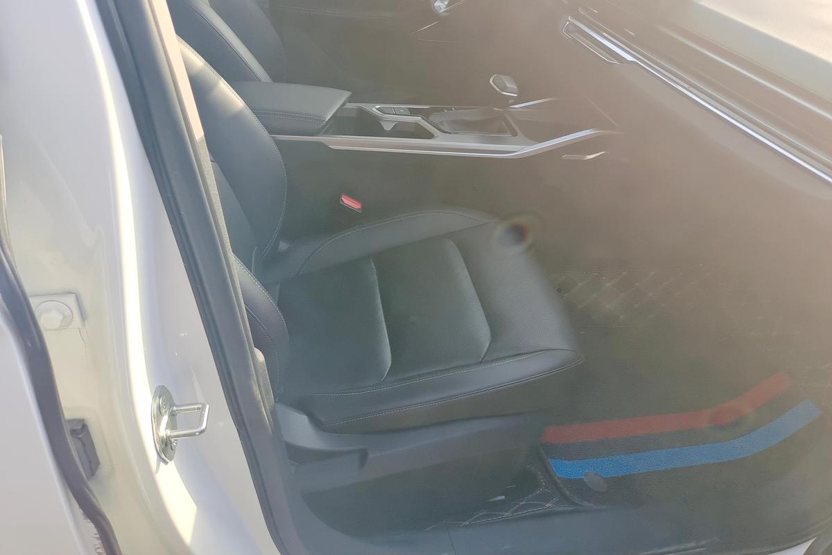 二手帝豪 2022款 第4代 1.5L CVT豪华型图片6