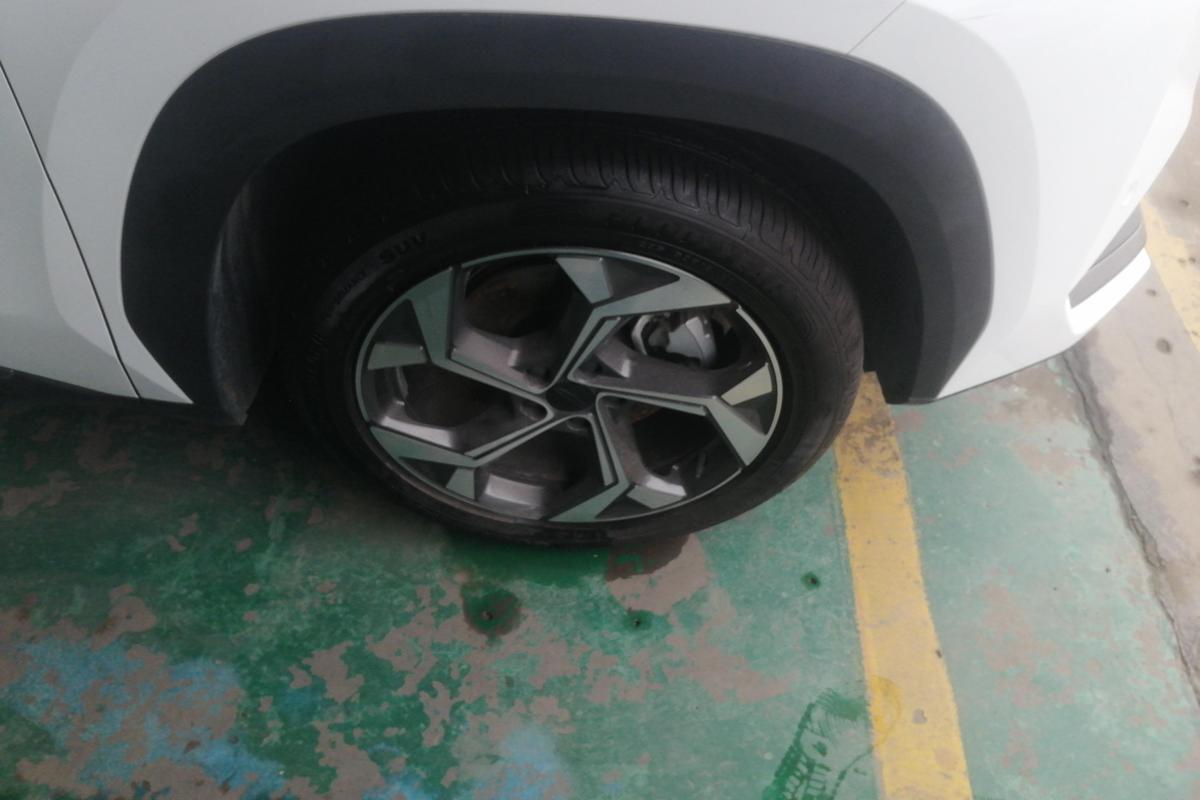 二手博越L 2023款 2.0TD DCT旗舰型图片5