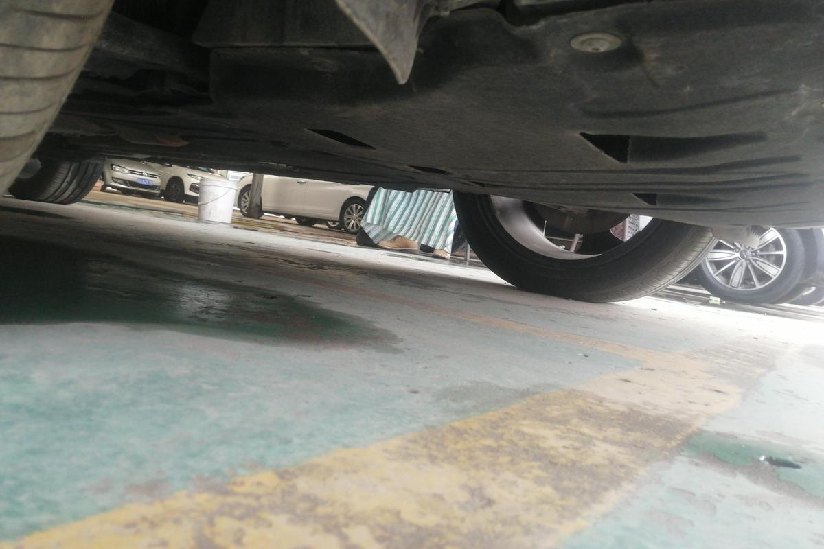 二手博越L 2023款 2.0TD DCT旗舰型图片4