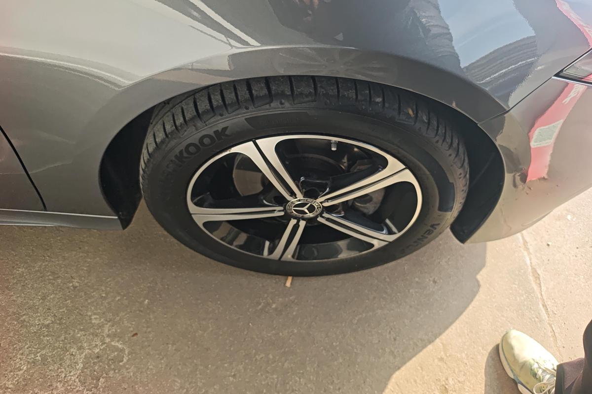 二手奔驰A级 2023款 A 200 L 运动轿车时尚版图片5