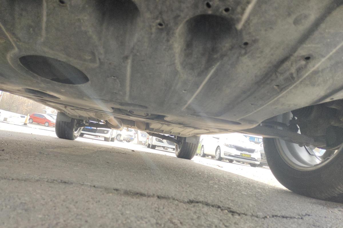 二手现代ix35 2019款 2.0L 自动两驱智勇·畅享版 国V图片4