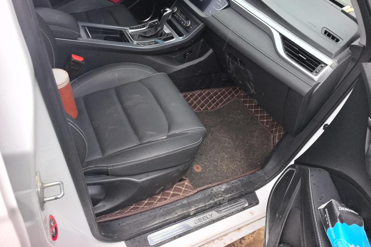 二手帝豪 2019款 领军版 1.5L CVT向上互联型 国VI图片6