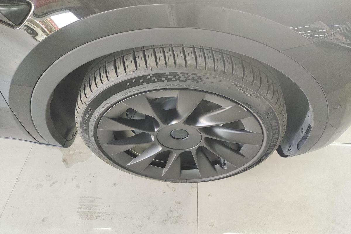 二手Model Y 2021款 标准续航后轮驱动版图片5
