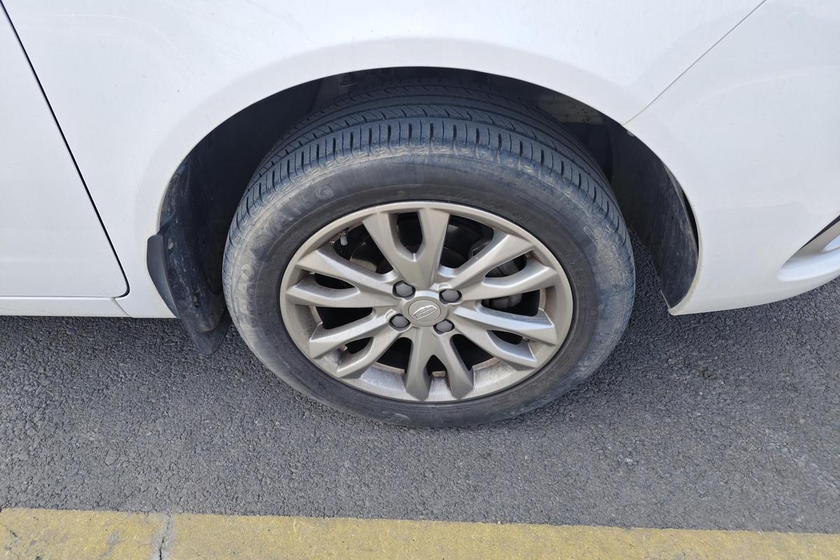 二手远景 2019款 升级版 1.5L 手动豪华型 国VI图片5