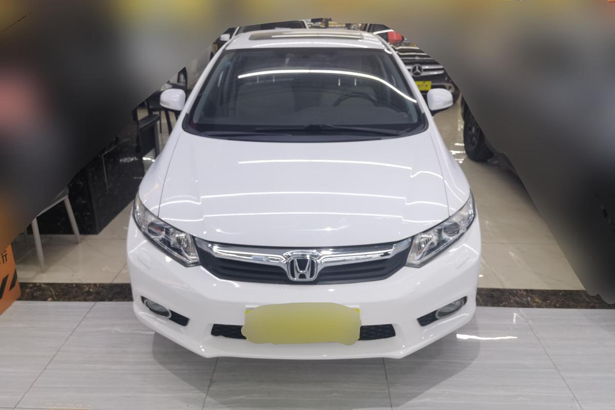 二手思域 2013款 十周年纪念 1.8L 自动豪华版图片3