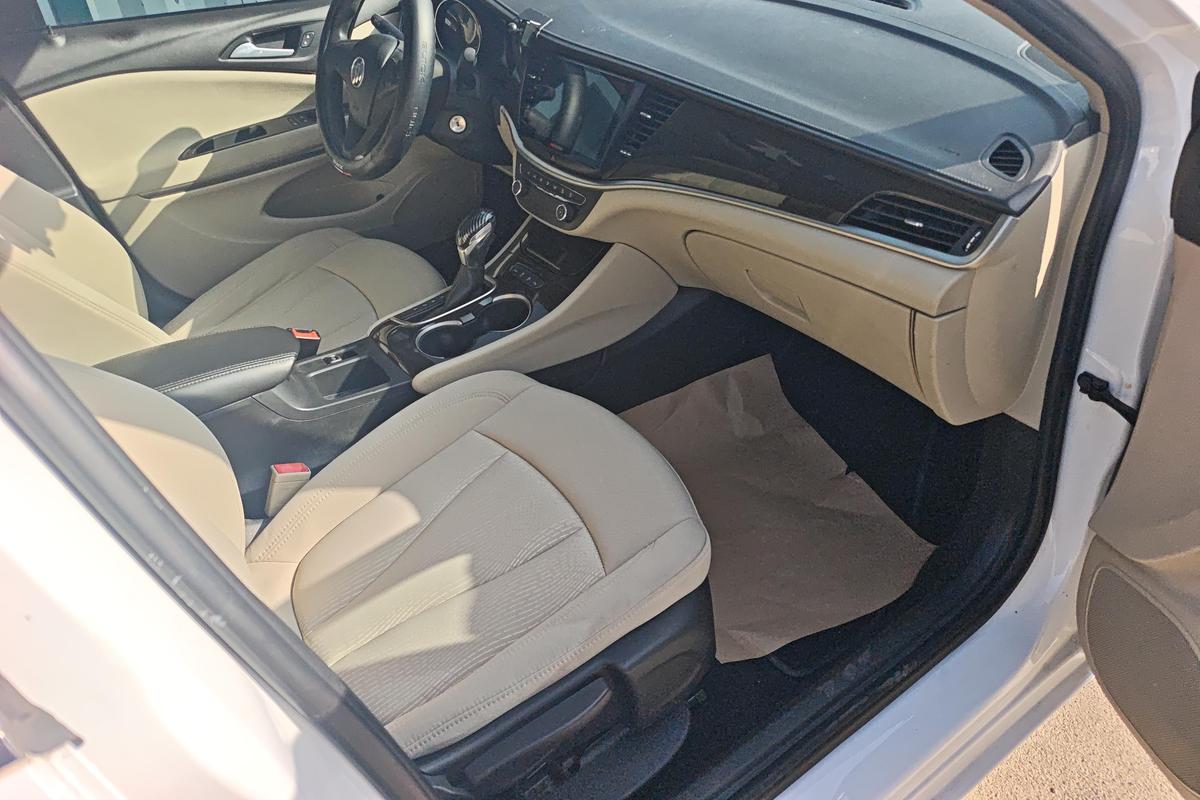 二手威朗 2018款 三厢 15S 自动进取型图片6