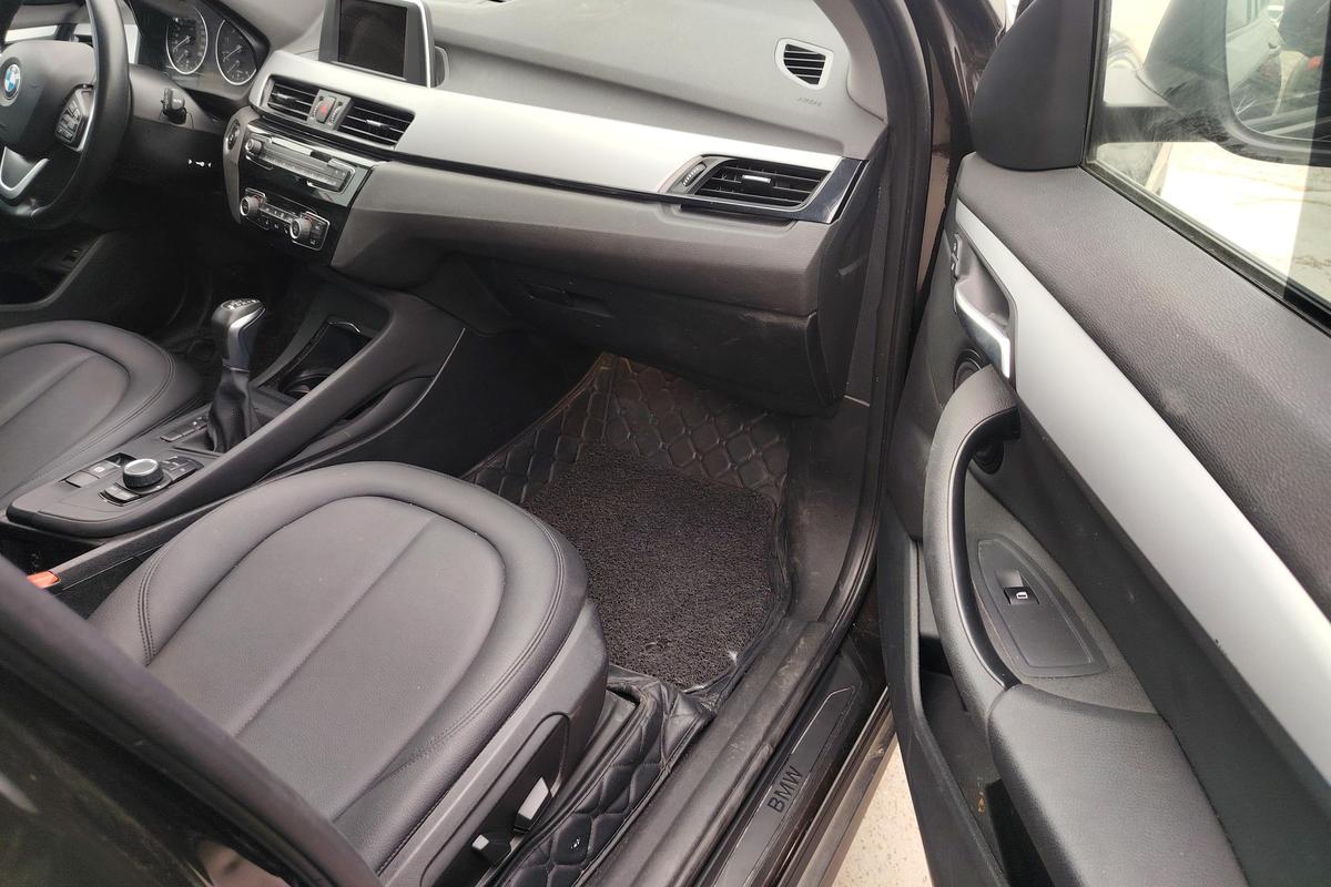 二手宝马X1 2016款 sDrive18Li 尊享型图片6