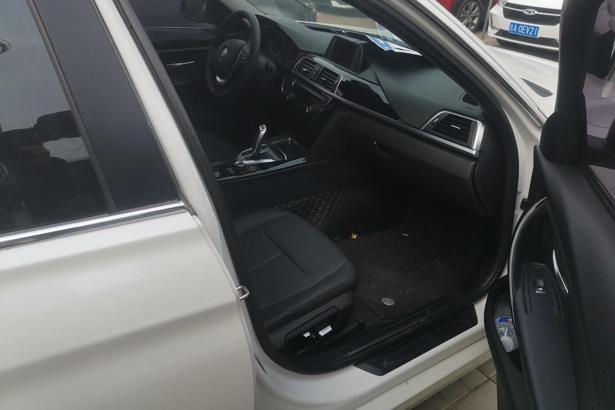 二手宝马3系 2017款 320Li 时尚型图片6