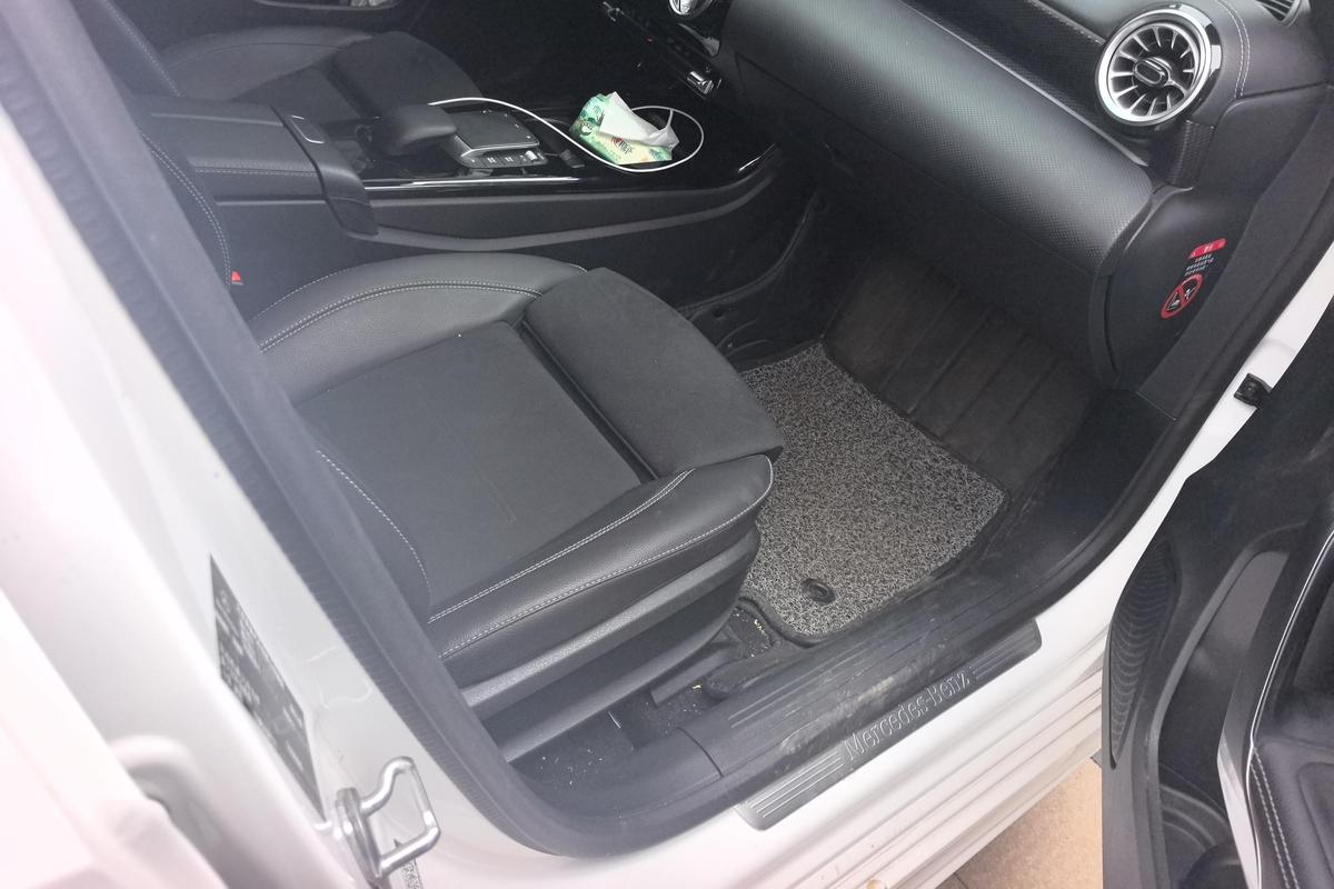 二手奔驰A级 2022款 改款 A 200 L 运动轿车时尚版图片6
