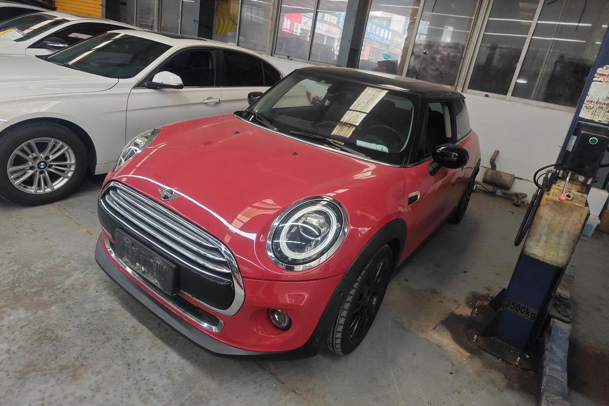 二手MINI 2019款 1.5T COOPER 艺术家图片1