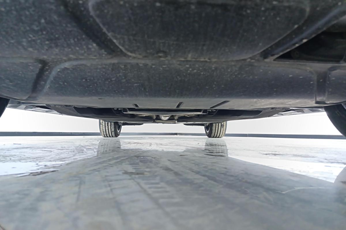 二手迈腾 2023款 200万辆纪念版 330TSI DSG豪华型图片4