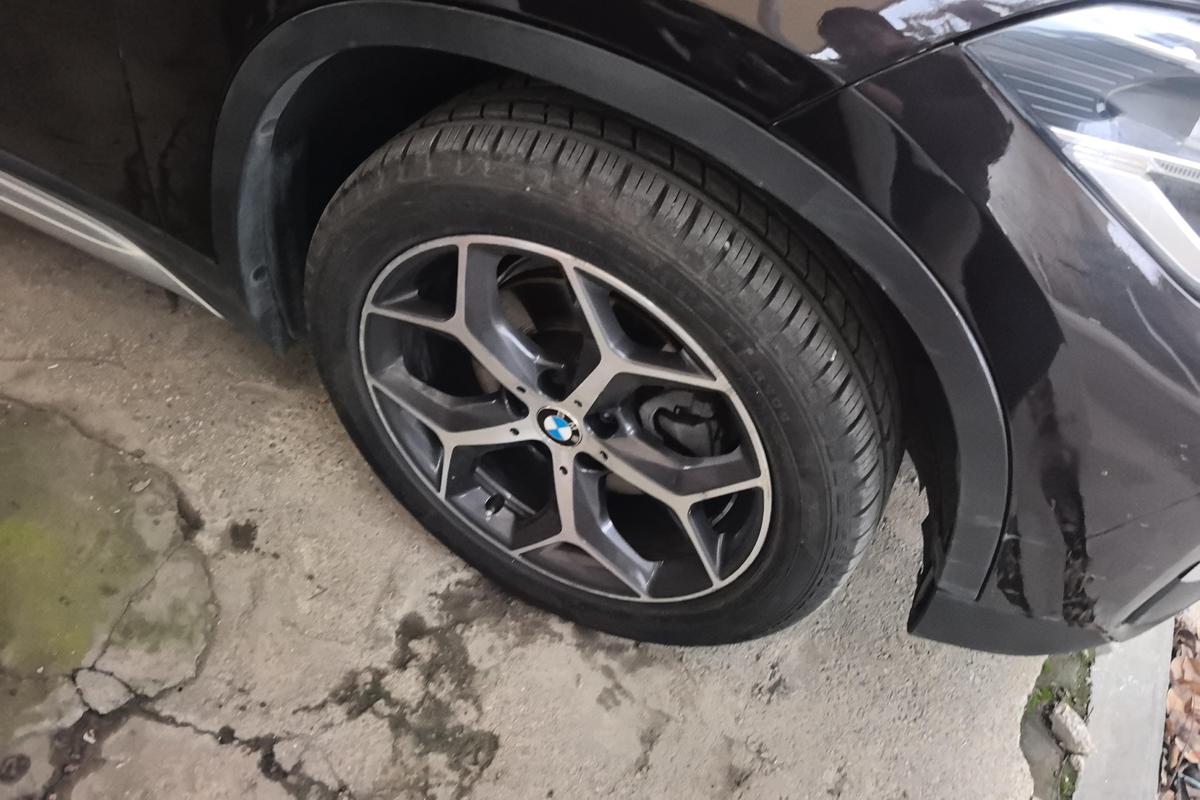 二手宝马X1 2019款 sDrive18Li 尊享型图片5