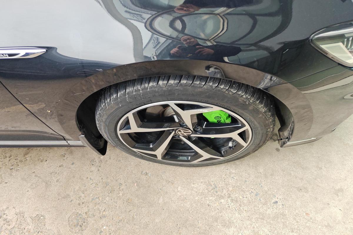 二手迈腾 2023款 200万辆纪念版 330TSI DSG豪华型图片5