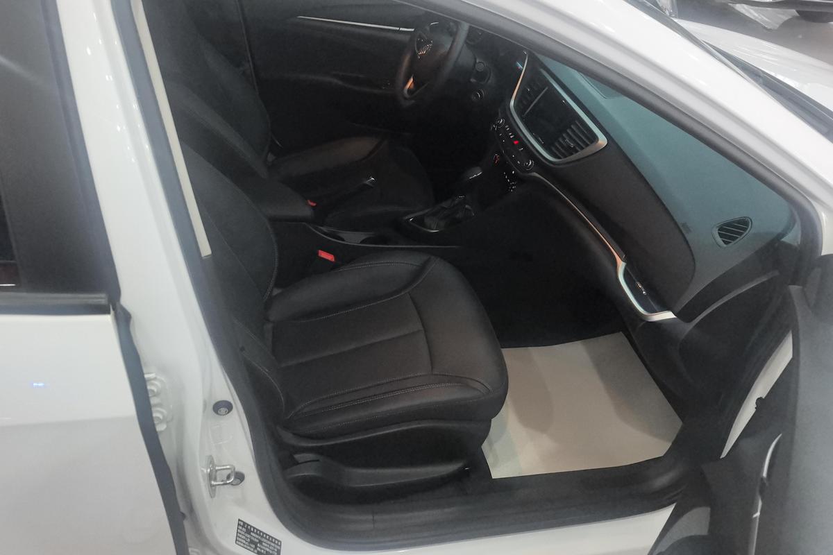 二手英朗 2021款 改款 典范 1.5L 自动精英型图片6