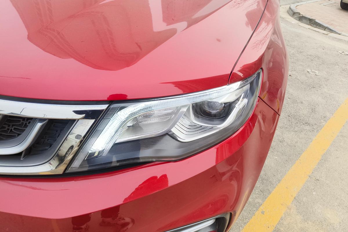 二手博越 2018款 1.8TD 自动两驱智联型4G互联版图片2