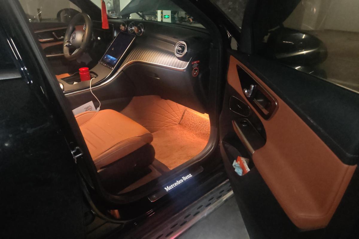 二手奔驰GLC 2024款 GLC 300 L 4MATIC 动感型 5座图片6
