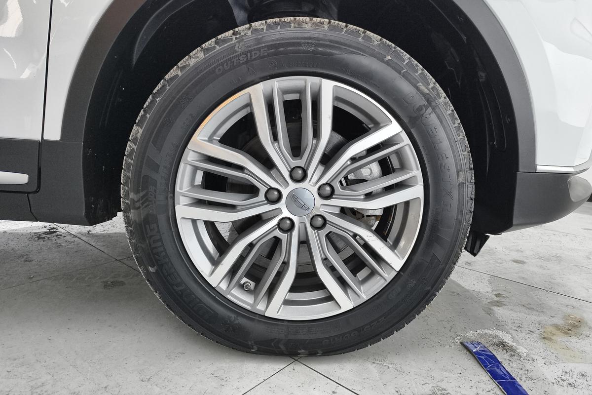 二手博越 2020款 1.8TD DCT智联PRO图片5