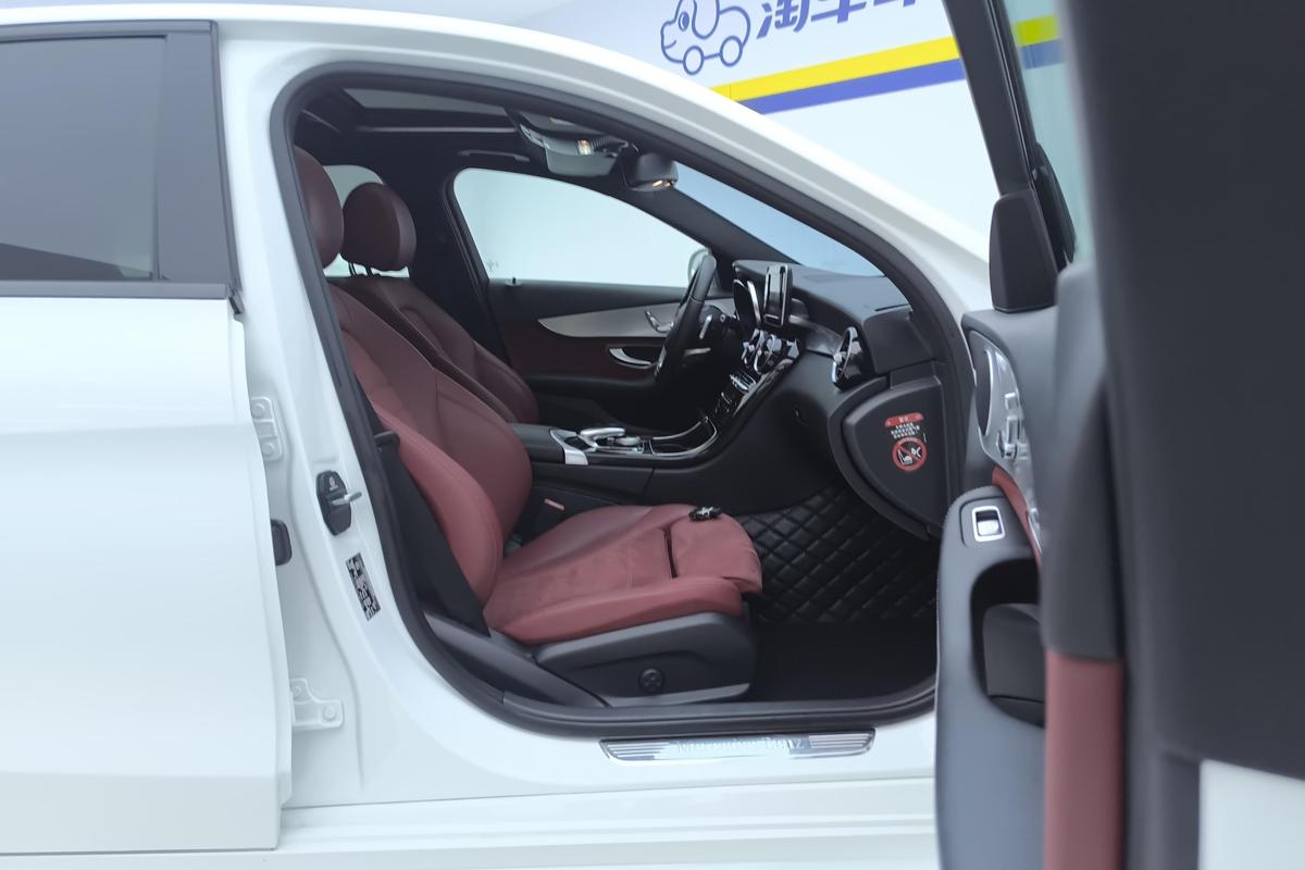 二手奔驰C级 2018款 C 200 运动版图片6