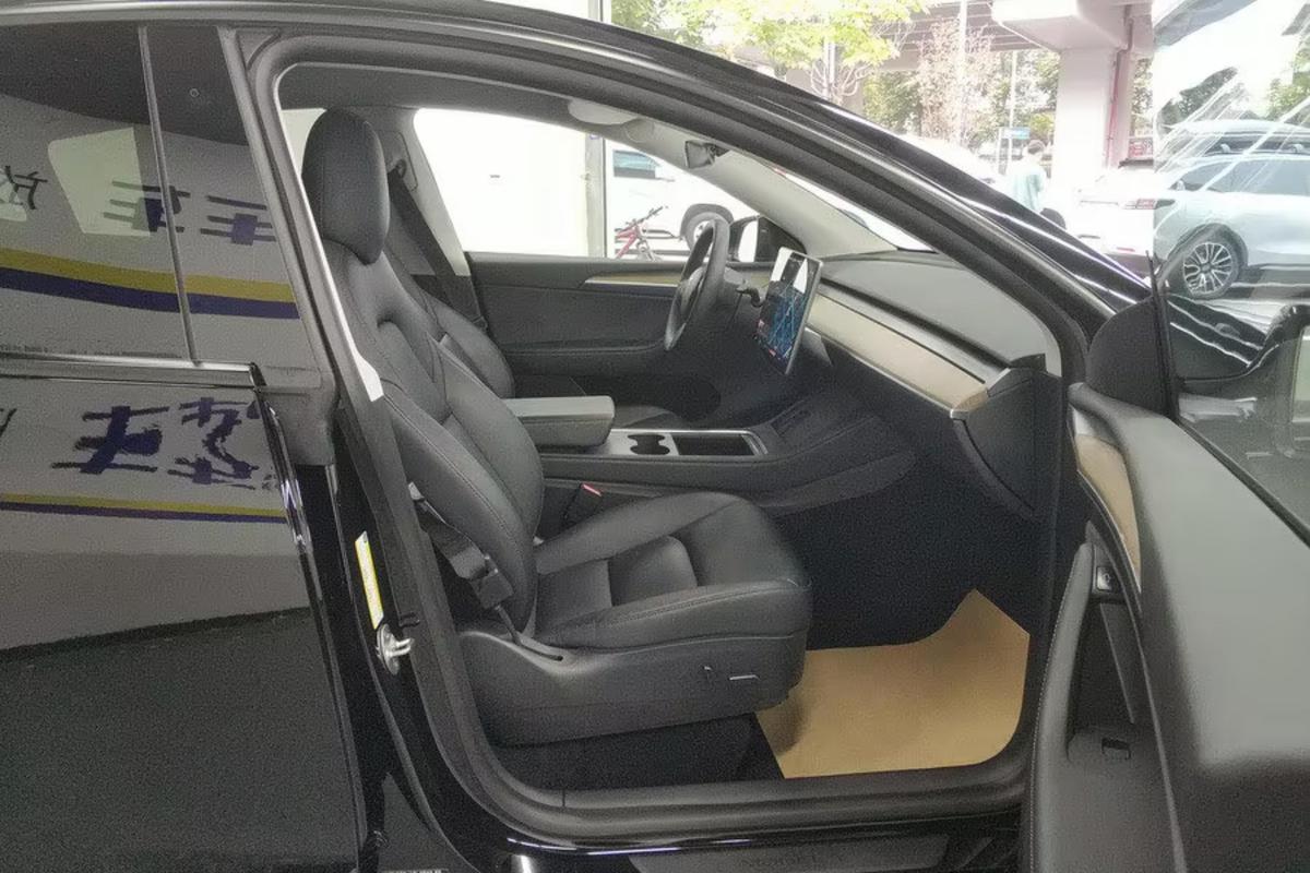 二手Model Y 2022款 长续航全轮驱动版图片6