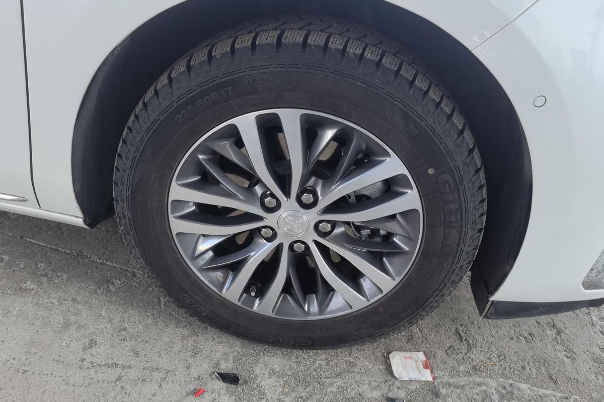 二手别克GL8 2023款 ES陆尊 2.0T 尊享型图片5