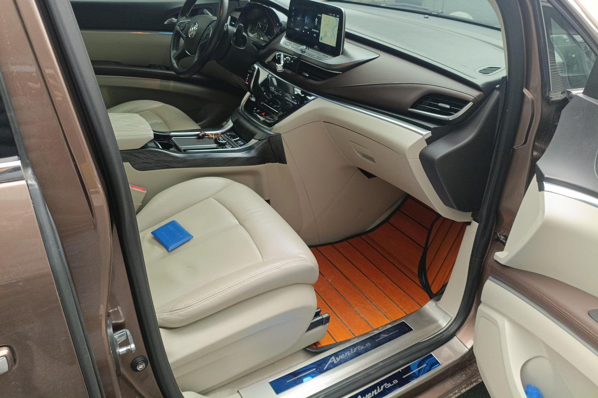 二手别克GL8 2020款 陆上公务舱 652T 豪华型图片6