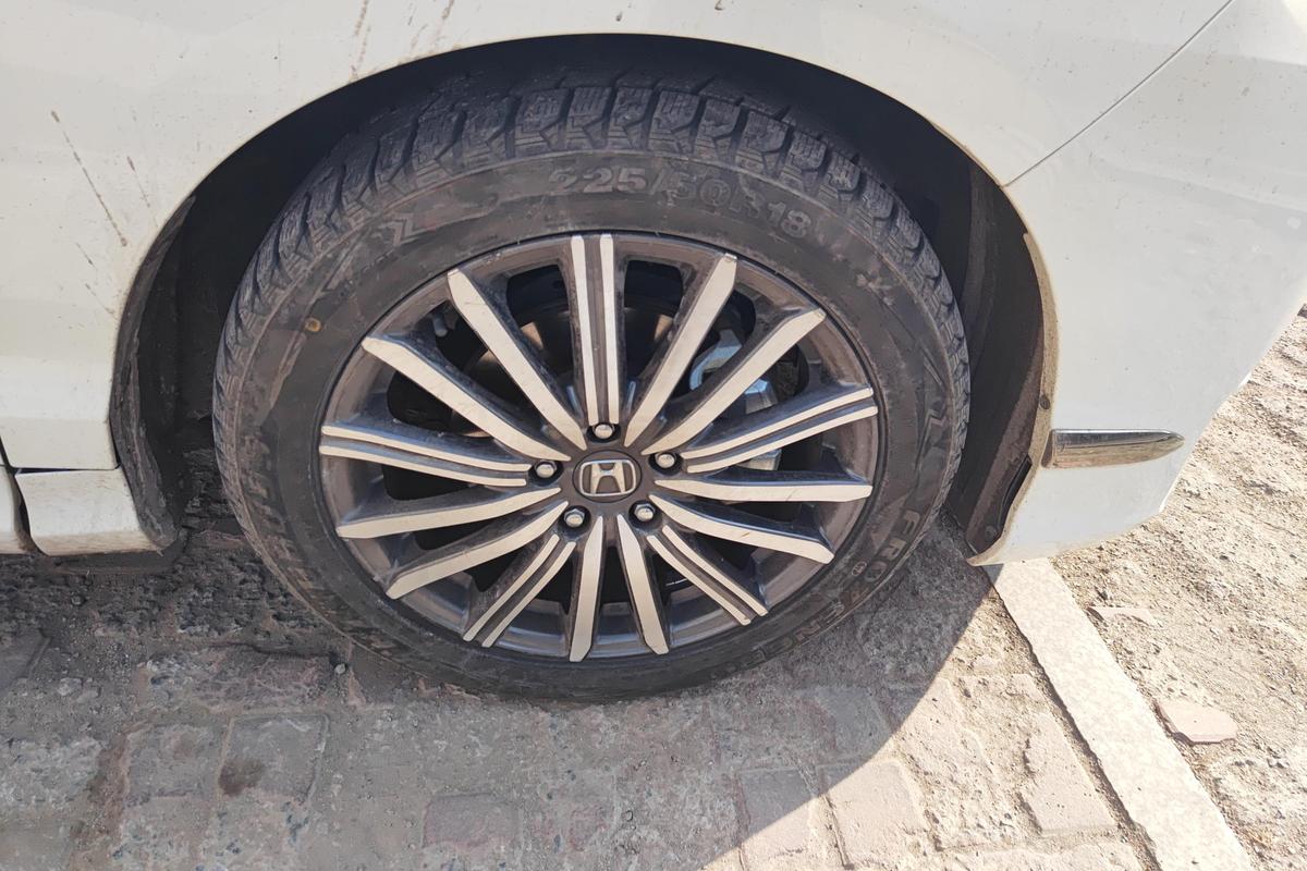 二手艾力绅 2022款 2.0L 混动豪华版图片5